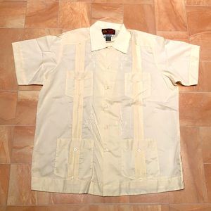 Guayabera Yucateca Vintage Men's Short Sleeve Button Down Embroidered Shirt
